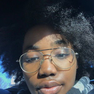 Meet your Posher, Eve